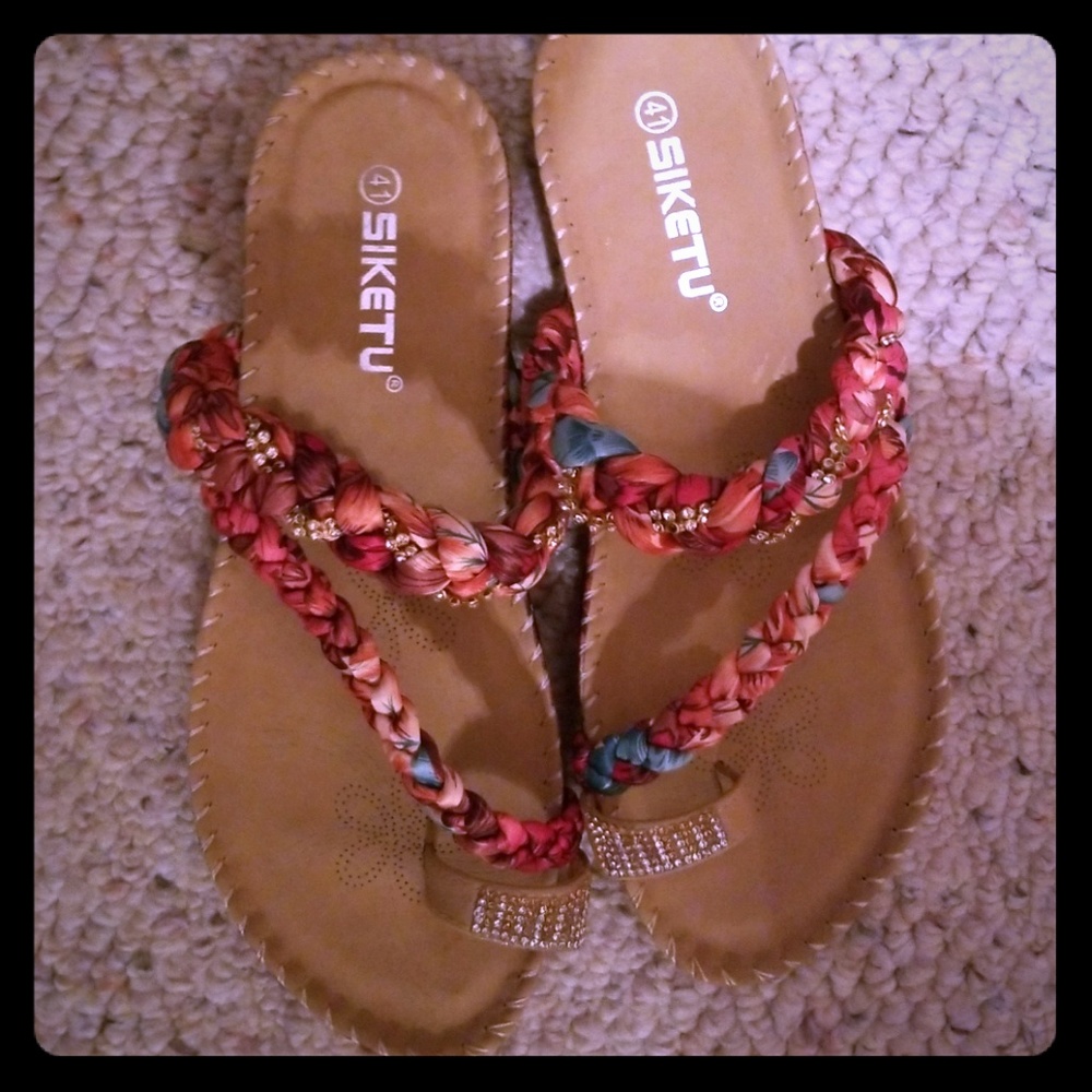 Women's sandals size 41 (10). Siketu